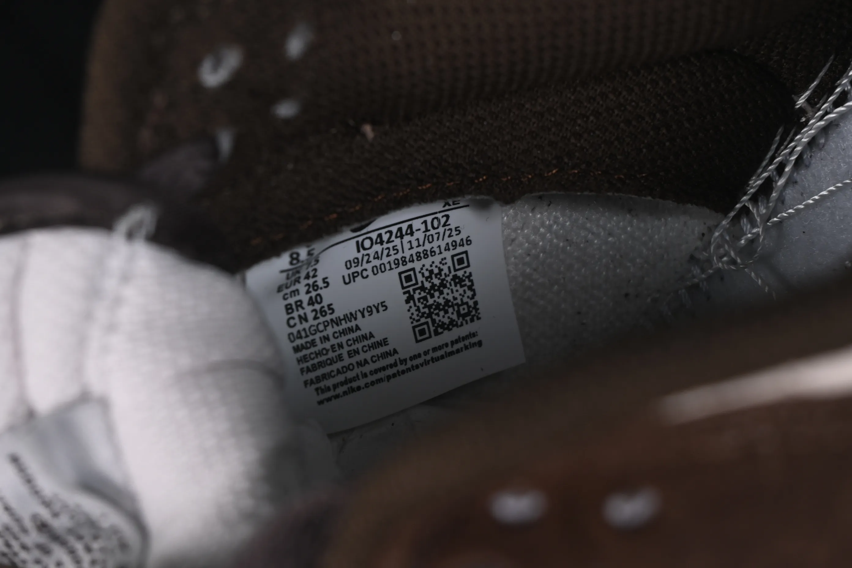 All Categories Nk SB Dunk Series Nk SB Dunk Low Low-top sneakers Nike SB Dunk Low Year of the Horse Brown Low-top casual sneakers IO4244-102